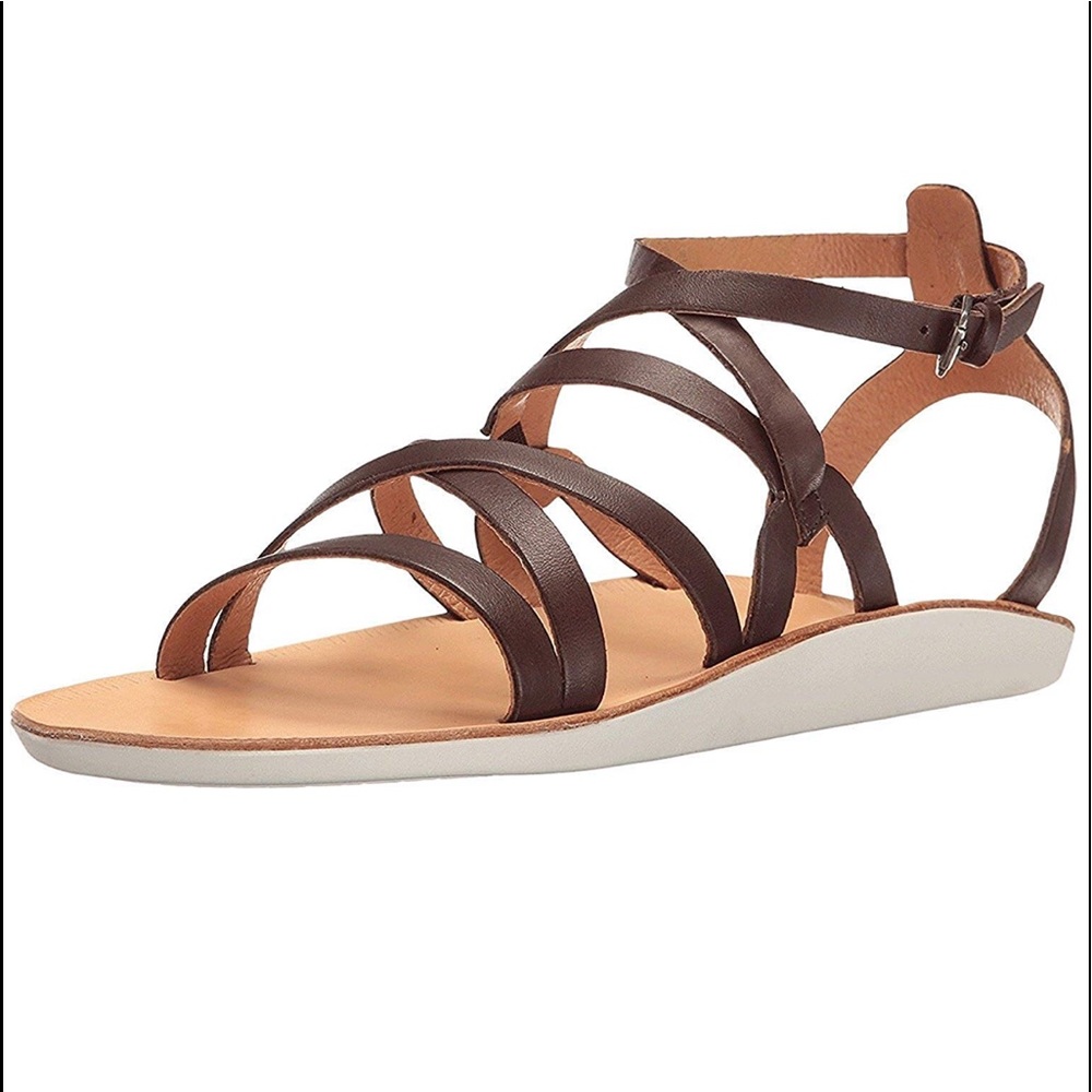 NWOT Olukai po’iu sandals size 7